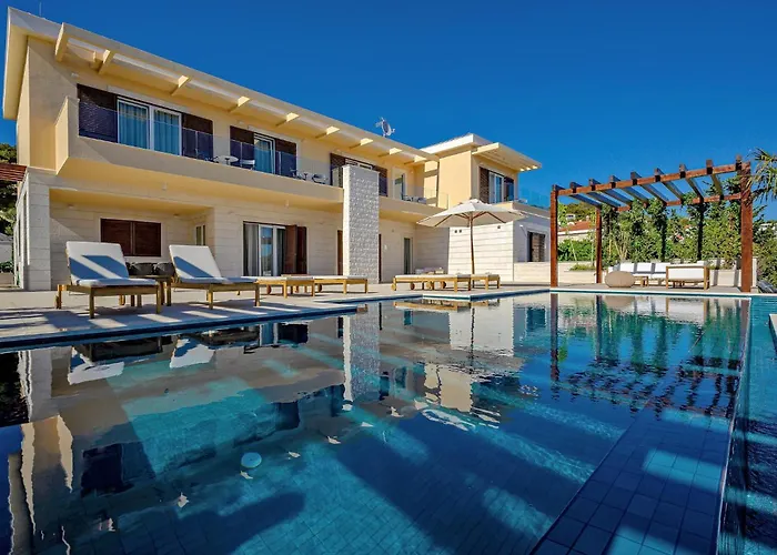 Immensely Luxurious Hvar Villa 5 Bedrooms Villa East Eternal Exceptional Sea Views Private Pool