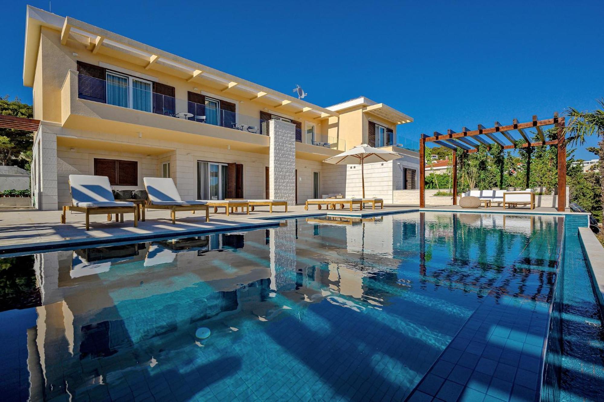 Villa Immensely Luxurious Hvar 5 Bedrooms East Eternal Exceptional Sea Views Private Pool